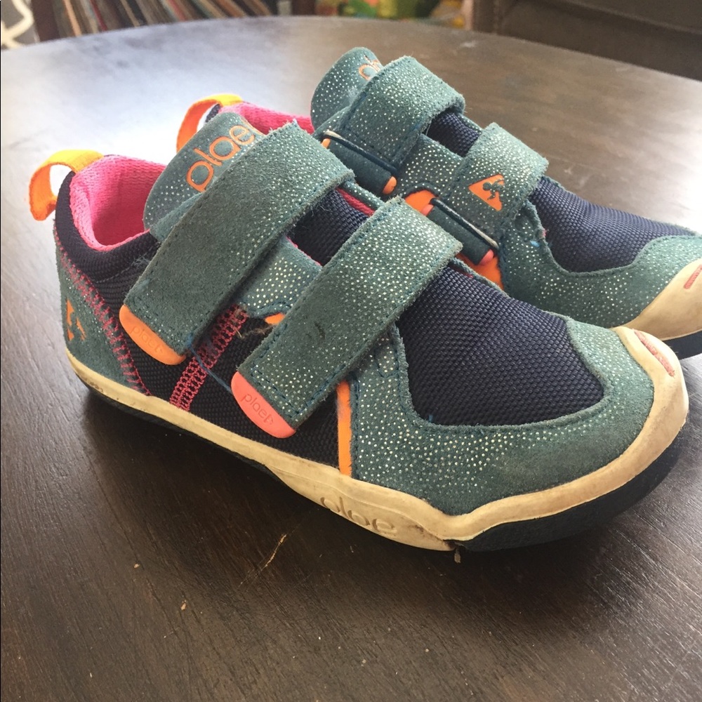 Plae kids shoes size 10 toddler sneakers